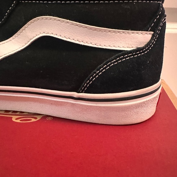 Vans Men's Black High-Top Sneakers - Picture 4 of 13